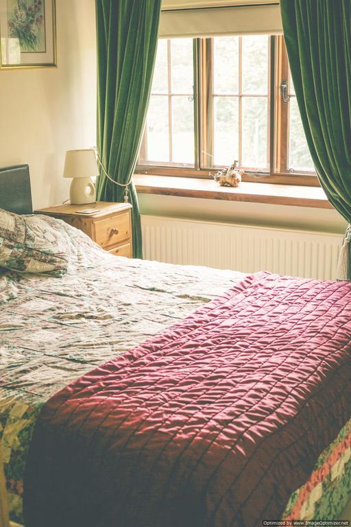 Weycroft Mill House Bed And Breakfast Axminster Zimmer foto